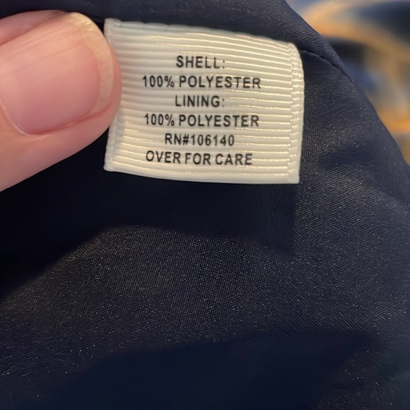 Vest - Picture 4 of 5